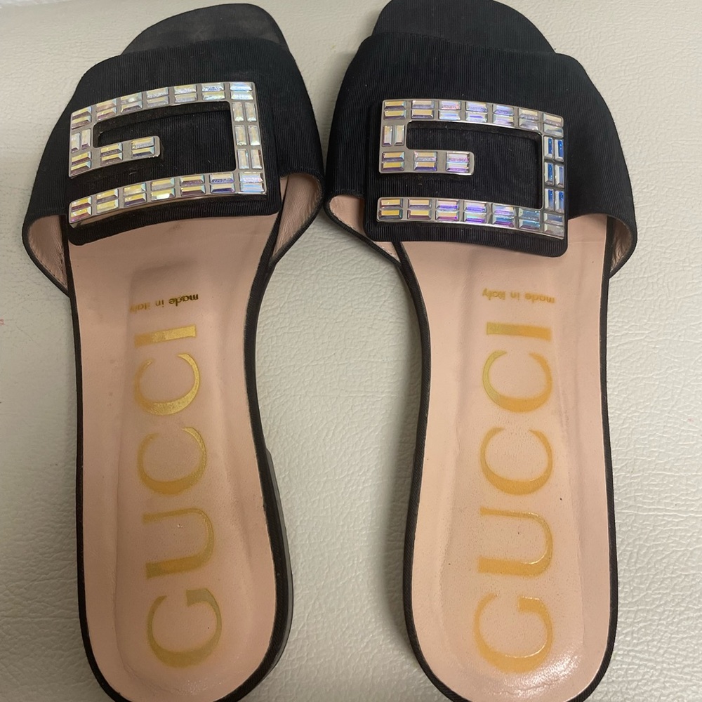 Gucci Crystal G Madelyn Flats
